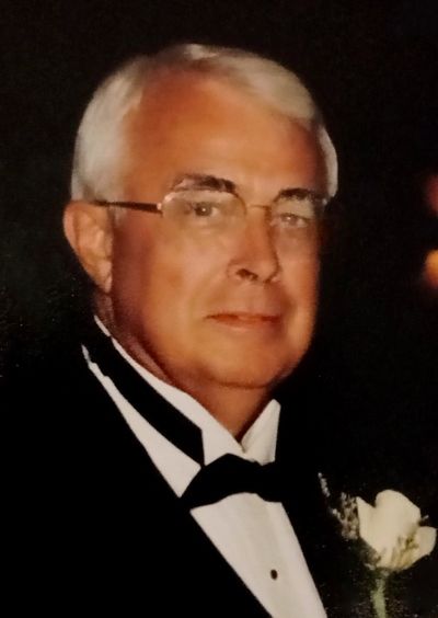 howard miller